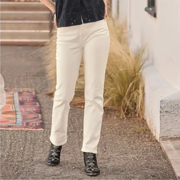 Driftwood Stella Straight Leg Jeans in Vintage White Size 25 - Picture 1 of 5